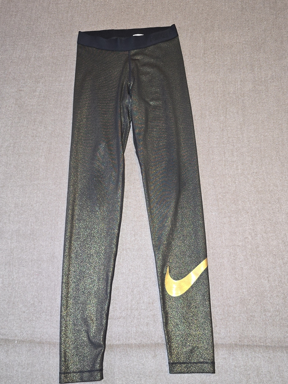 Nike Womens Black/Gold Shimmer Full Length Leggings with Gold Swoosh Small